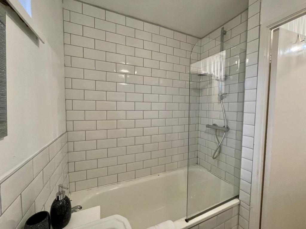 Bishop'S Gate Apartment Londonderry Eksteriør bilde